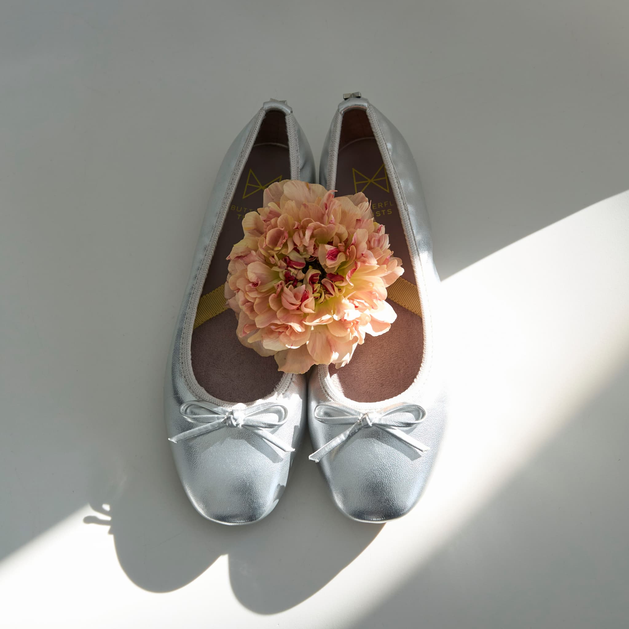 美品 USA7 メリッサ Melissa スワロフスキー パンプス メリッサ｜MELISSA（SLV） – BUTTERFLY TWISTS｜バタフライツイスト