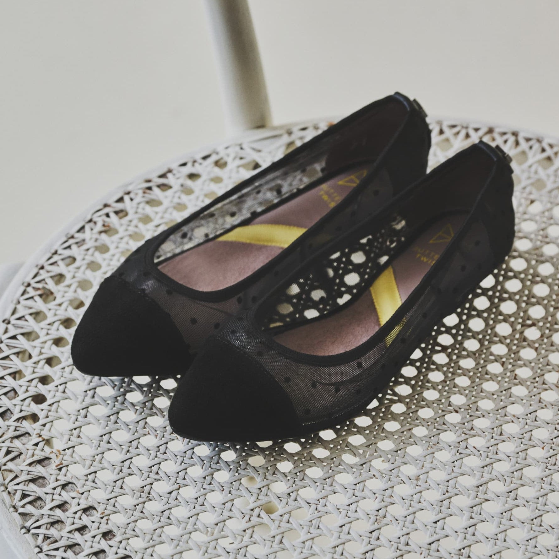 ロッティーチュール｜LOTTIE TULLE（BLACK DOTS） – BUTTERFLY TWISTS